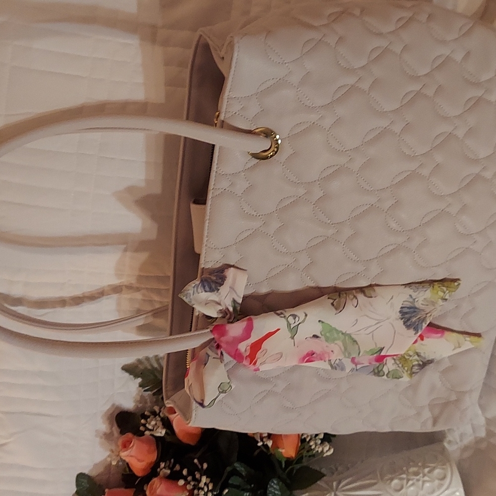 Beautiful Betsy Johnson Handbag